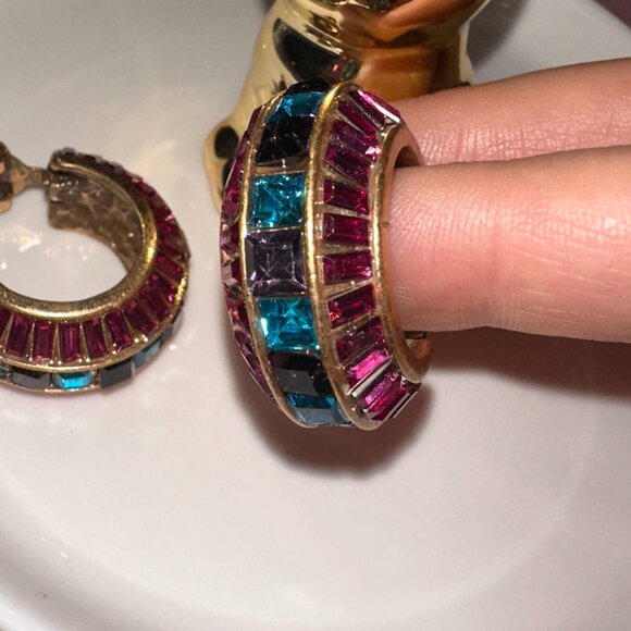 Vintage-Inspired Multicolor Crystal Hoop Statement Earrings - Picture 8 of 8